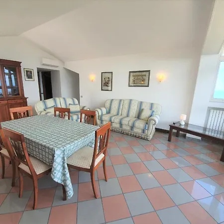 Apartment Zio Michele Penthouse Tropea