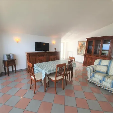 Zio Michele Penthouse Tropea